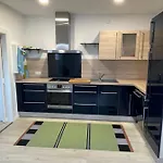 Near Holstentor Modern Near The Center With Wifi *